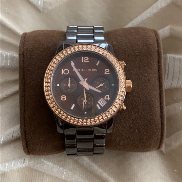 Michael Kors watch - Picture 2 of 3